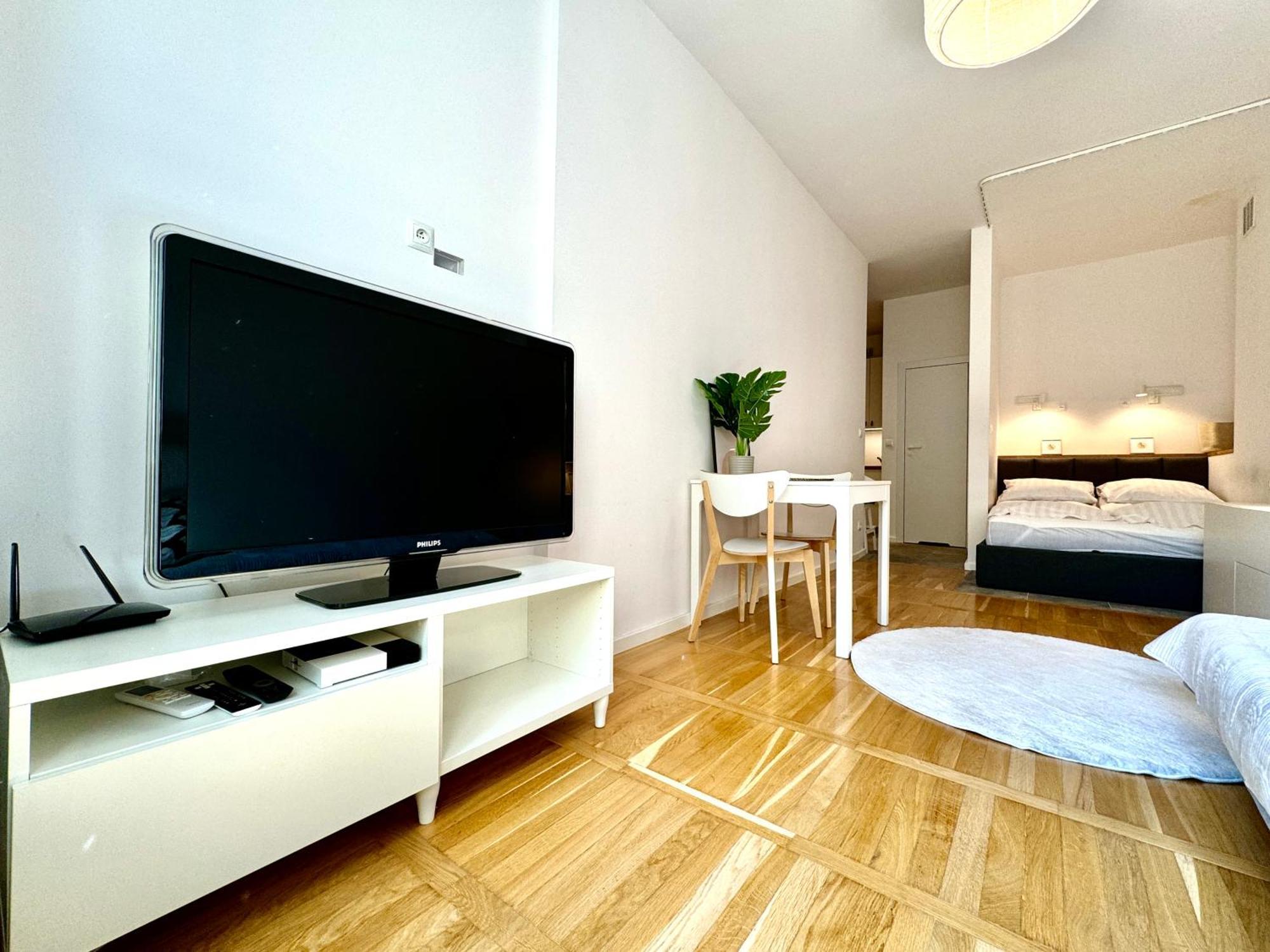 Rustic Old Town Apartment